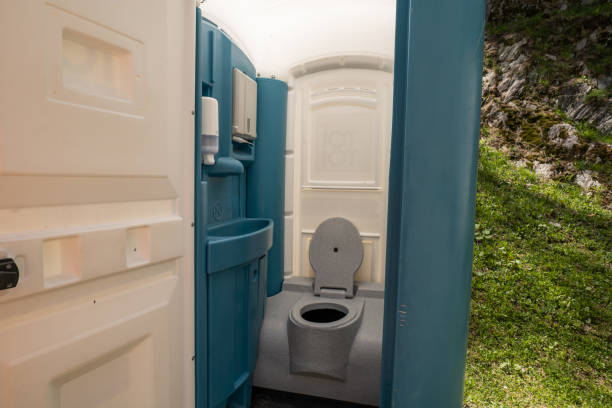 Best Emergency porta potty rental  in Danville, IN